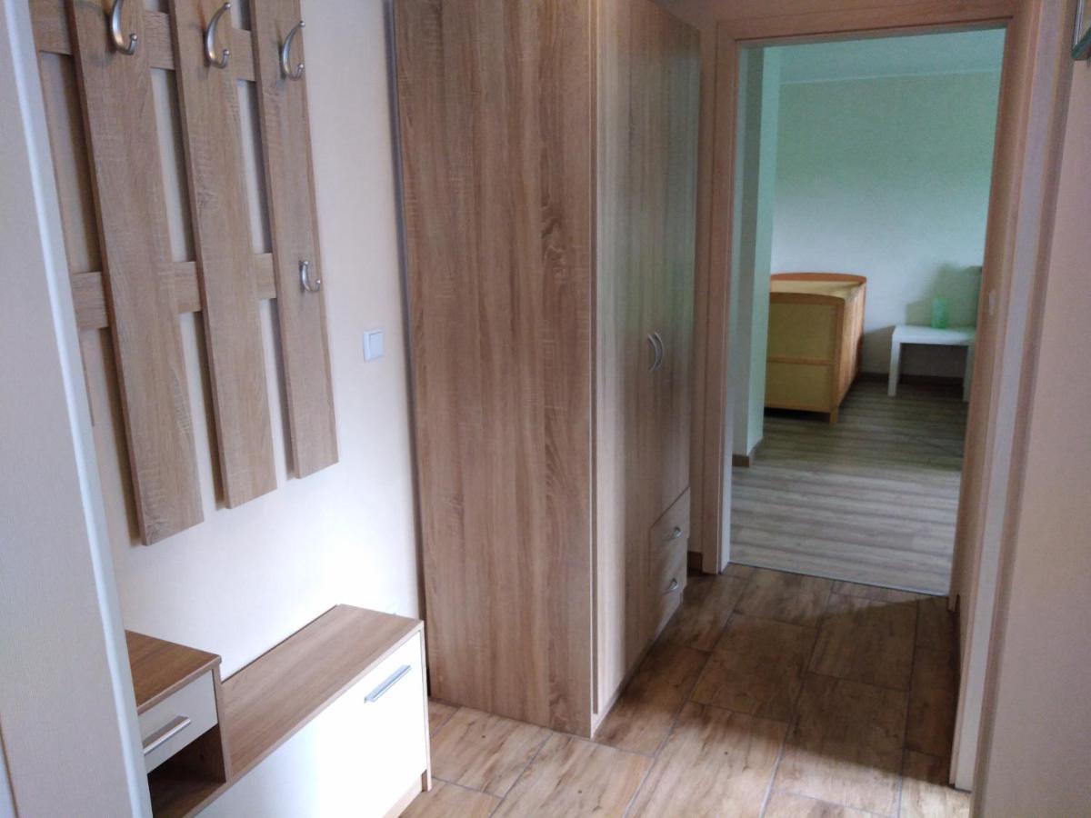 Untere Ferienwohnung Asshoff in Ahorn Berolzheim Exterior foto