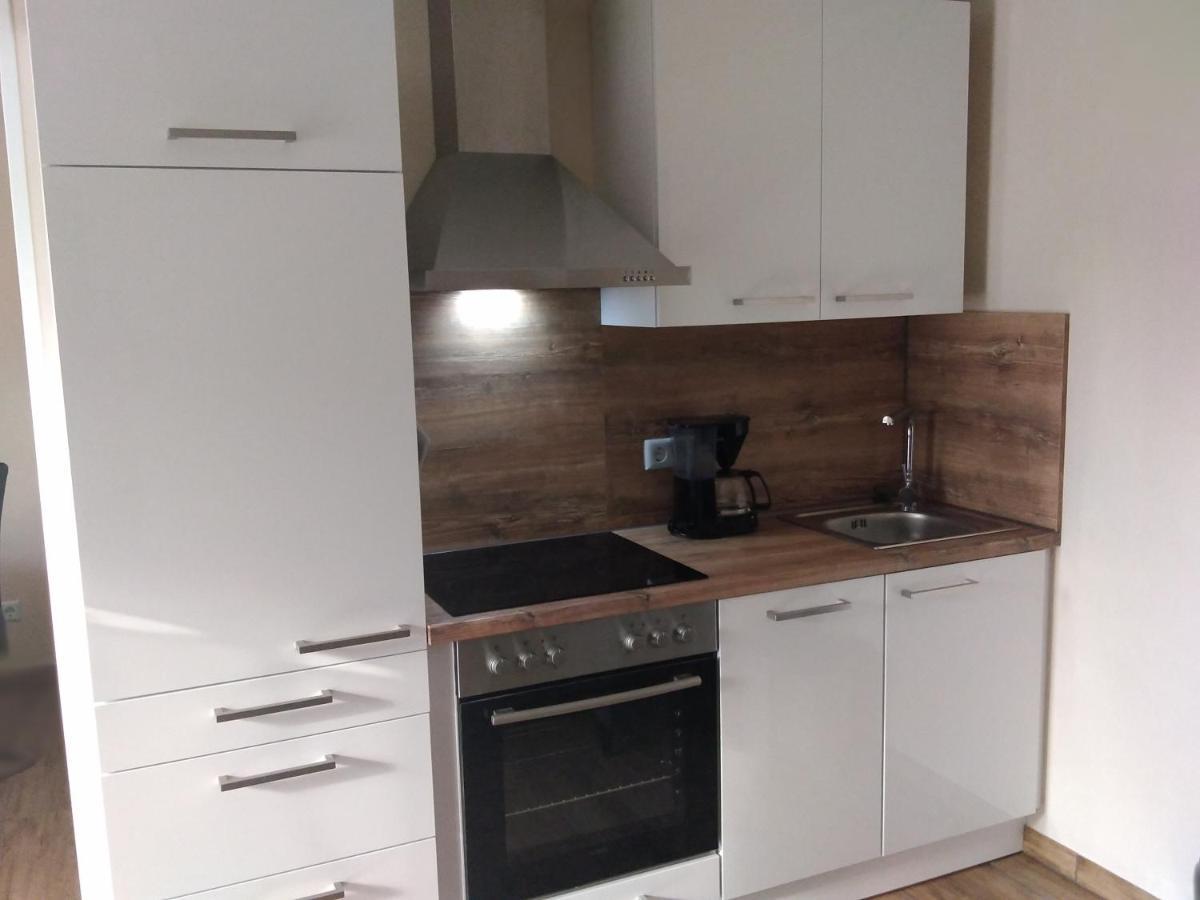 Untere Ferienwohnung Asshoff in Ahorn Berolzheim Exterior foto